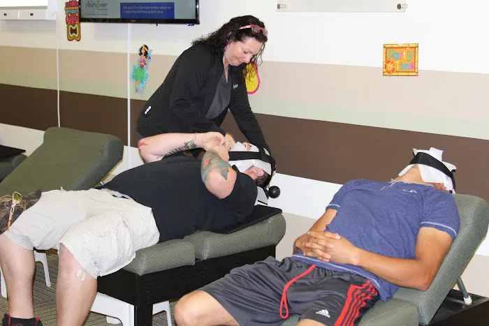 Chiro One Chiropractic & Wellness Center of Bolingbrook Picture 2