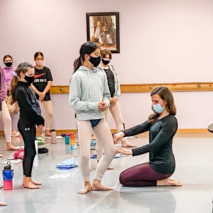 Dr. Carrie Skony, Perform Active Wellness + Dance Medicine Picture 3