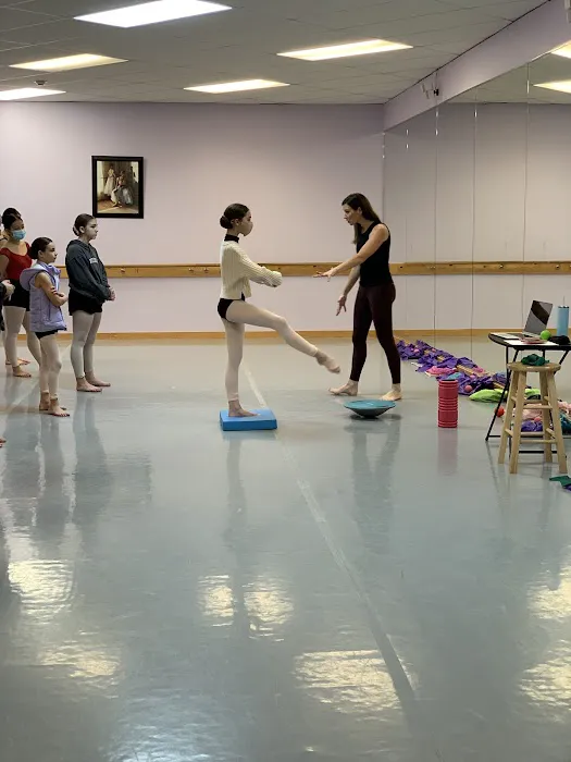 Dr. Carrie Skony, Perform Active Wellness + Dance Medicine Picture 4