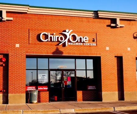 Chiro One Chiropractic & Wellness Center of Schaumburg West