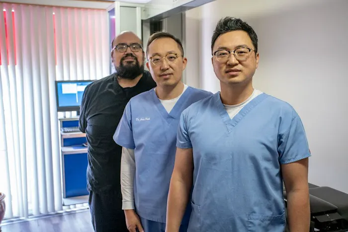 Park Brothers Pain Clinic Picture 4