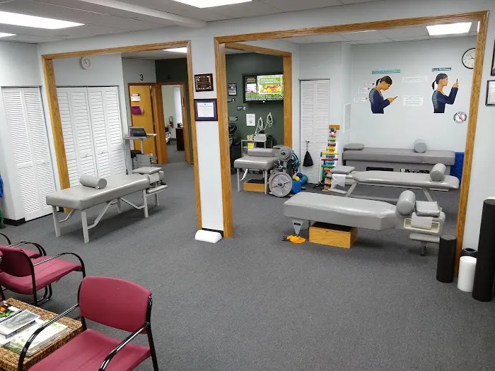 Advanced Physical Medicine & Therapy Picture 10