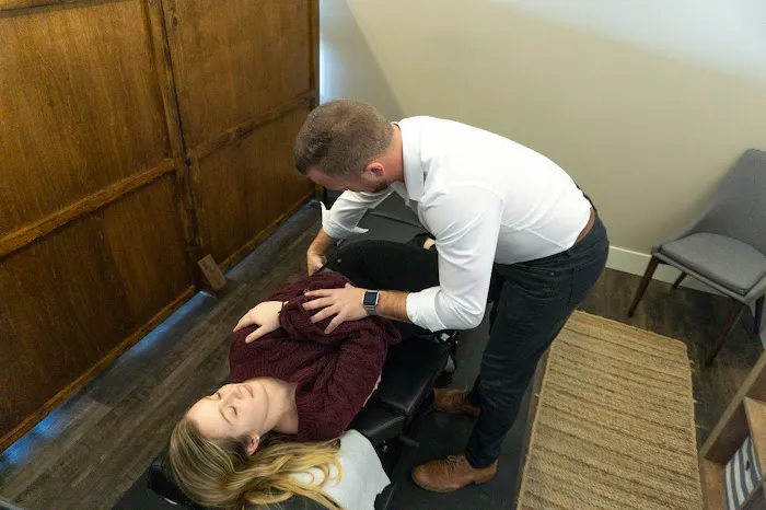 Aligned Modern Health Picture 2