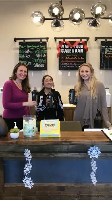 Aligned Modern Health Picture 9