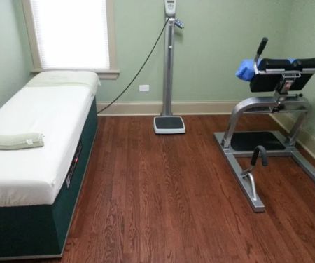 Suh Health & Pain Clinic