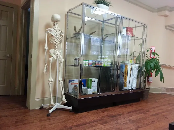 Suh Health & Pain Clinic Picture 3