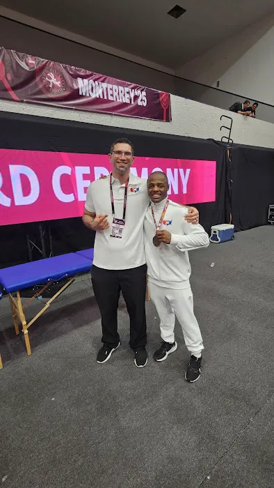 Action Chiropractic and Sports Injury Center Picture 4