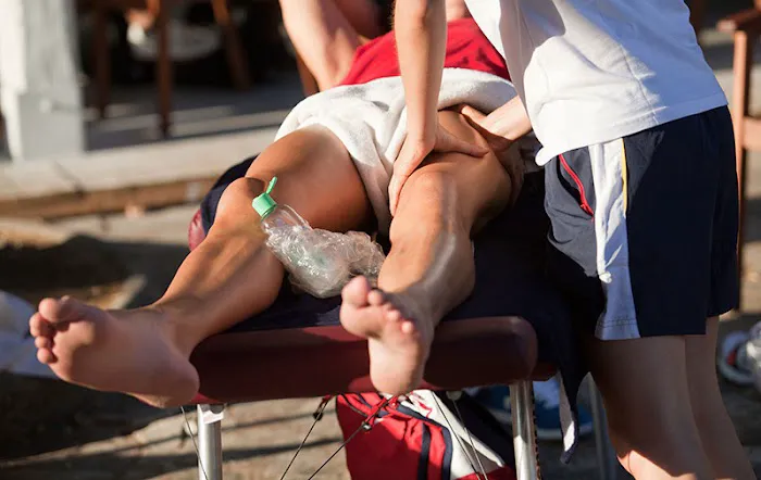 Action Chiropractic and Sports Injury Center Picture 2