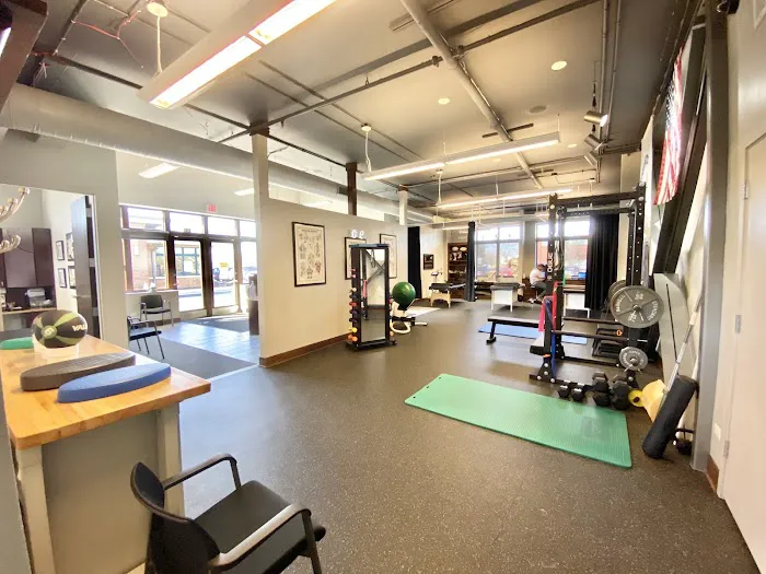 Illinois Spinal and Sports Rehabilitation Picture 7