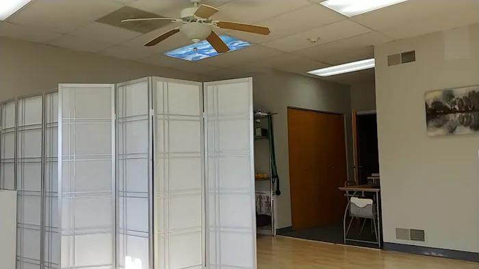 Livanos Chiropractic Health Care Picture 4