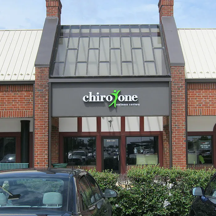 Chiro One Chiropractic & Wellness Center of Bloomingdale Picture 3