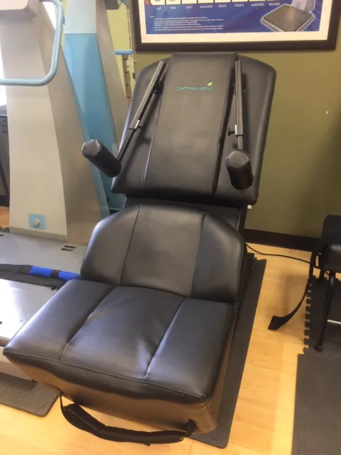 Healing Touch Chiropractic & Acupuncture Picture 4