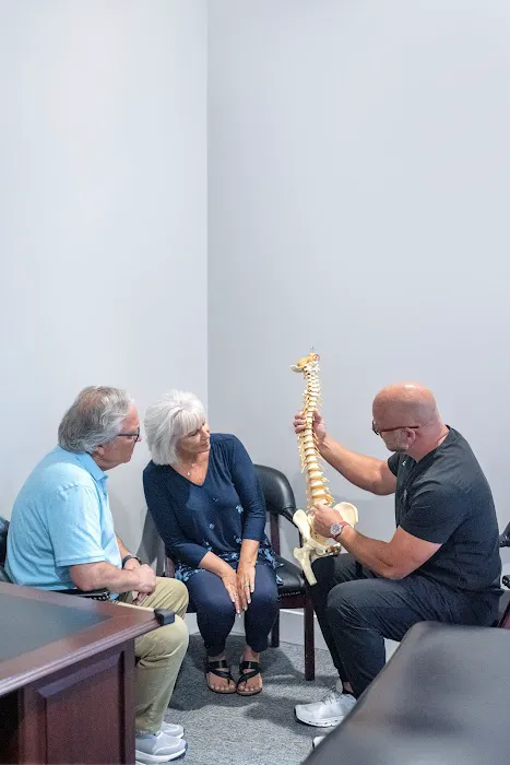 Symmetry Chiropractic & Acupuncture Picture 8