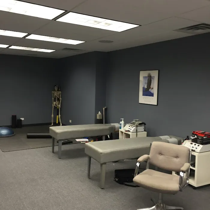 Advanced Chirocare & Sports Therapy (Mark Schelfhout, D.C,) Picture 10