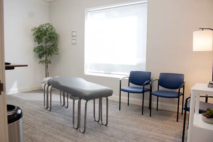 Arlington Chiropractic Clinic Picture 6