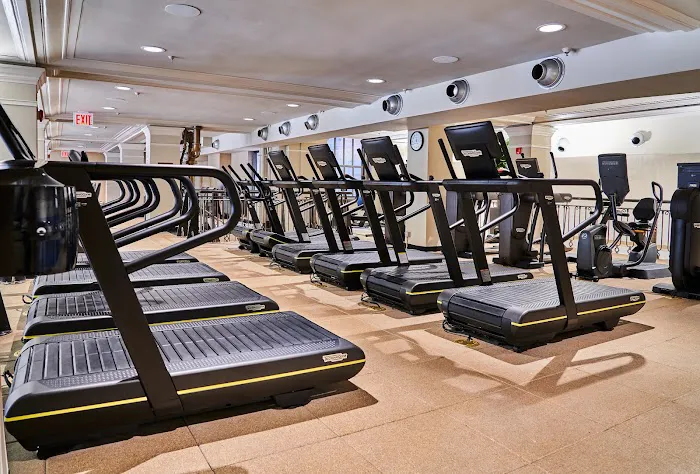LifeClinic Chiropractic & Rehabilitation - Warrenville, IL Picture 4