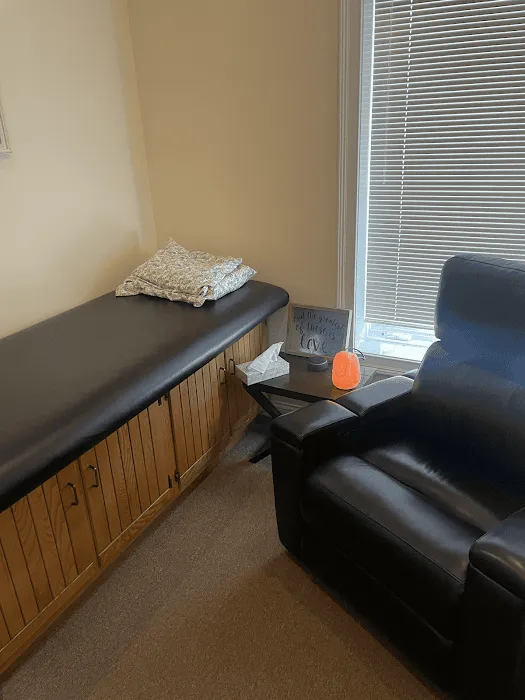 HealthDocs - Libertyville Chiropractor Picture 8