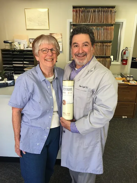 Dr. Steve Segal Picture 8