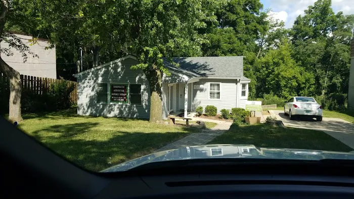 Dr. Tammy: Chiropractic & Functional Medicine Physician Picture 1