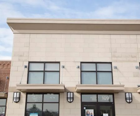 The Pain to Health Center - Naperville