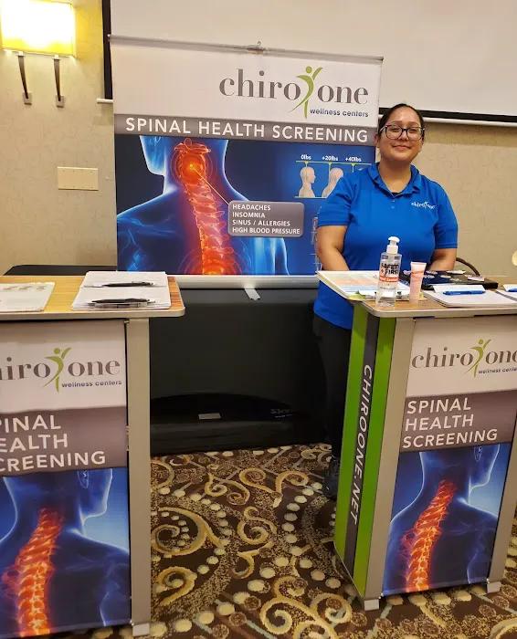 Chiro One Chiropractic & Wellness Center of Gurnee/Waukegan Picture 8
