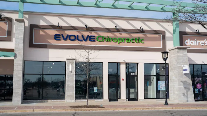 Evolve Chiropractic Algonquin Commons Picture 2