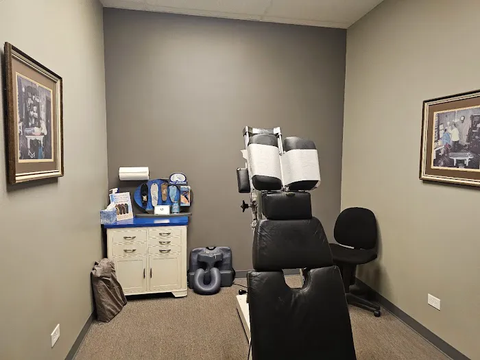 Tutor Chiropractic Health Care Picture 1