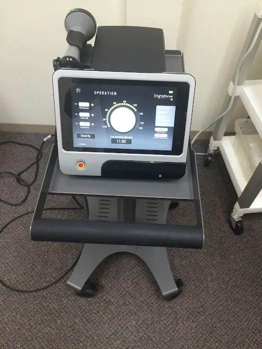 Lindstrom Chiropractic Clinic PC Picture 10
