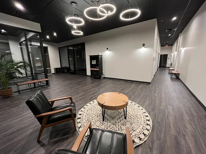 Mission 516 Chiropractic Picture 3