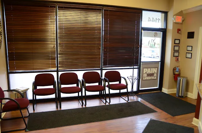 Midwest Healthcare & Physical Medicine Picture 5