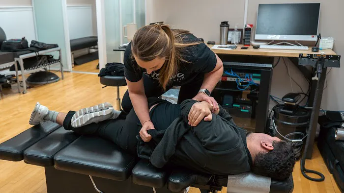 Evolve Chiropractic (Inside Buehler YMCA) Picture 3