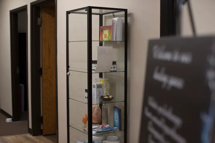 Dr. Leo Gerdov, DC Picture 1