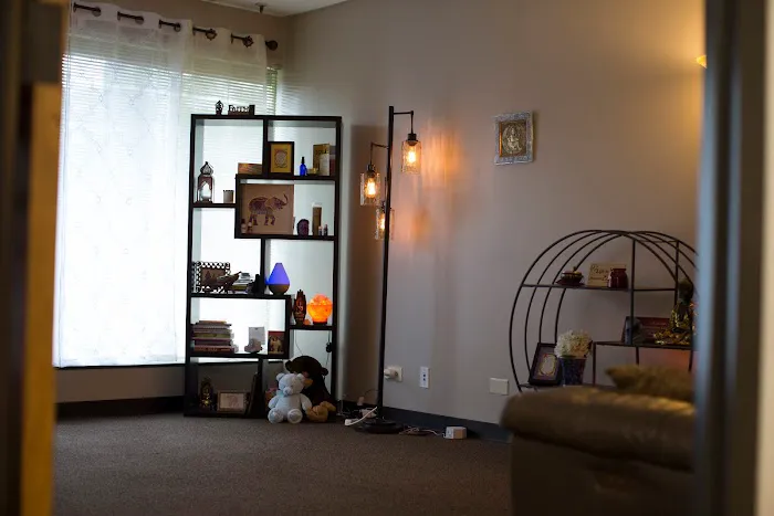 Dr. Leo Gerdov, DC Picture 3