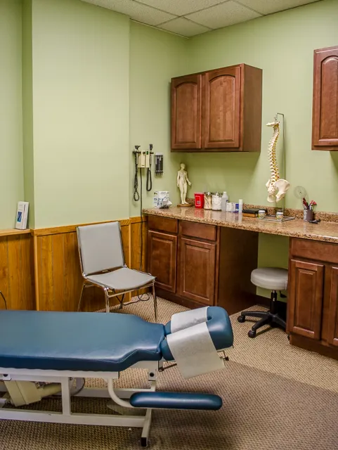 Frontier Chiropractic Picture 2