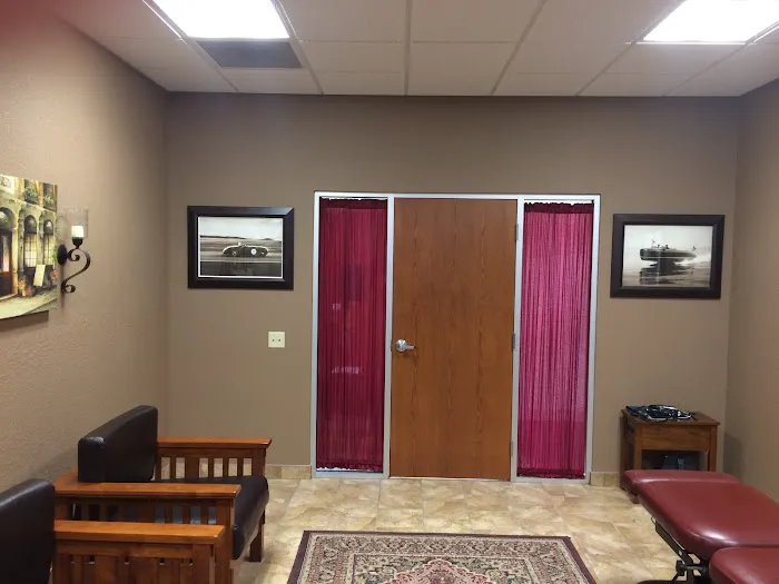 Dr. Hall Certified DOT Physicals and Chiropractic Center Picture 3