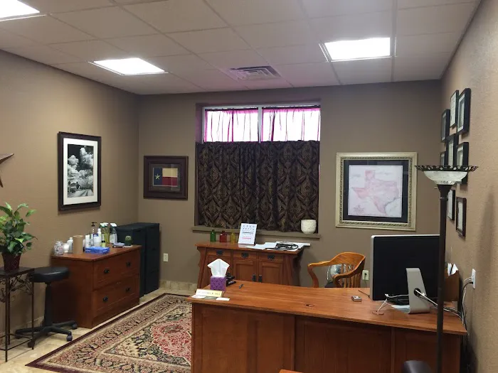 Dr. Hall Certified DOT Physicals and Chiropractic Center Picture 2