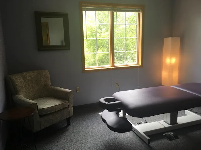 Allexi Chiropractic, Acupuncture Waterford WI Picture 9