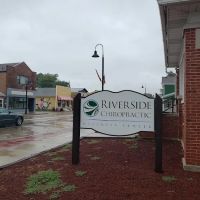 Riverside Chiropractic ico