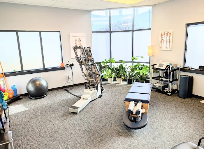 Silver Creek Chiropractic- Shockwave, High Intensity PEMF Therapy, Dry Needling, & Graston Picture 4