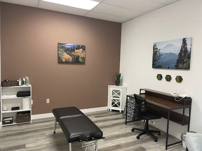 Chiros in Motion - Sports Chiropractic Picture 6