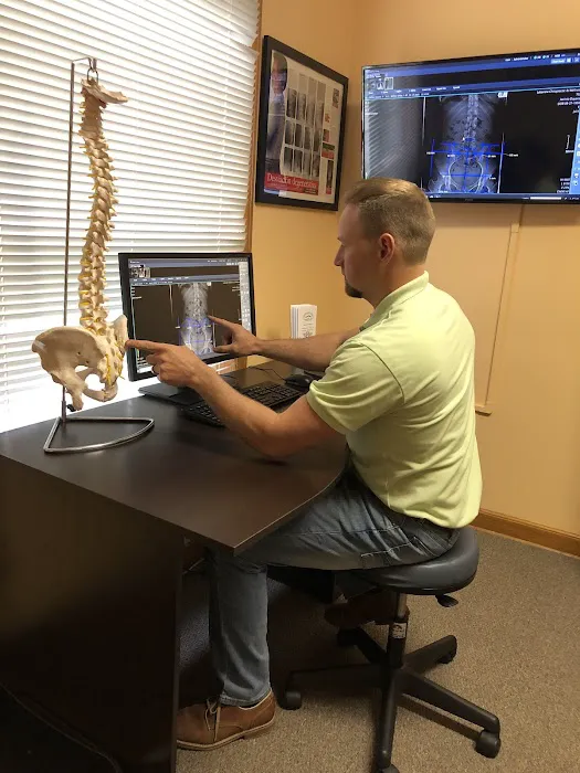 Pope Family Chiropractic - Clinica Quiropractica del Dr. Pope Picture 6