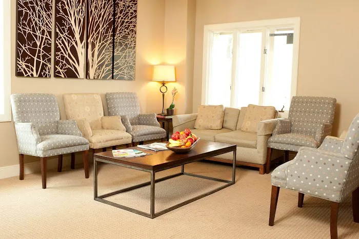 Lake Country Health Center Dr. Daniel Murray, Dr. Brandon Meye, & Associates Picture 4