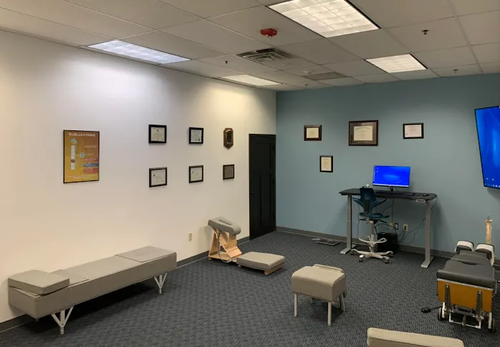 FJ Chiropractic Picture 10