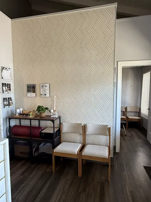 Everwell Chiropractic and Wellness Picture 4