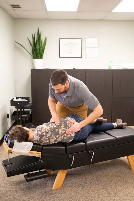 Ideal Human Chiropractic + Naturopathic Picture 2