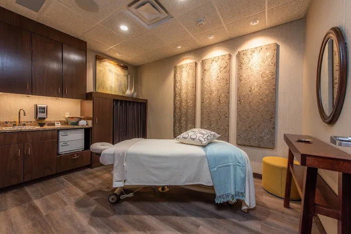 LifeClinic Chiropractic & Rehabilitation - Brookfield, WI Picture 5