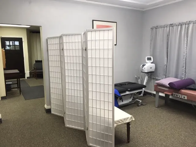 Derrick Family Chiropractic Picture 2