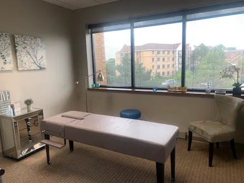 AA Spine & Rehab Clinic Picture 4