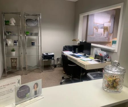 AA Spine & Rehab Clinic