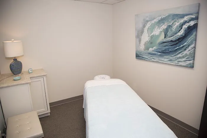 Chiropractic Company of Shorewood Picture 6